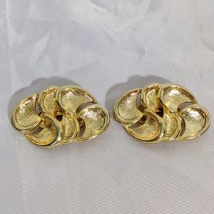 Vintage Mid Century Heavy Gold Musi Shoe Clips